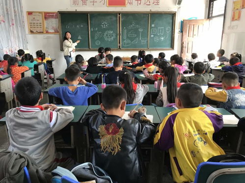 愛心志愿行 舞動童心夢——記我校機關(guān)志愿者赴新建區(qū)溪霞中心小學開展舞蹈輔導服務(wù)